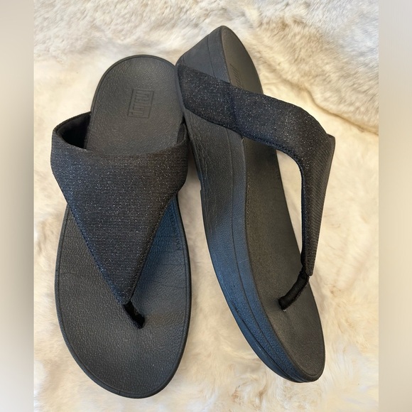 Fitflop Lulu Shimmerlux black sandals w/cushioned sole & textured strap Sz-8.  N - Picture 1 of 9